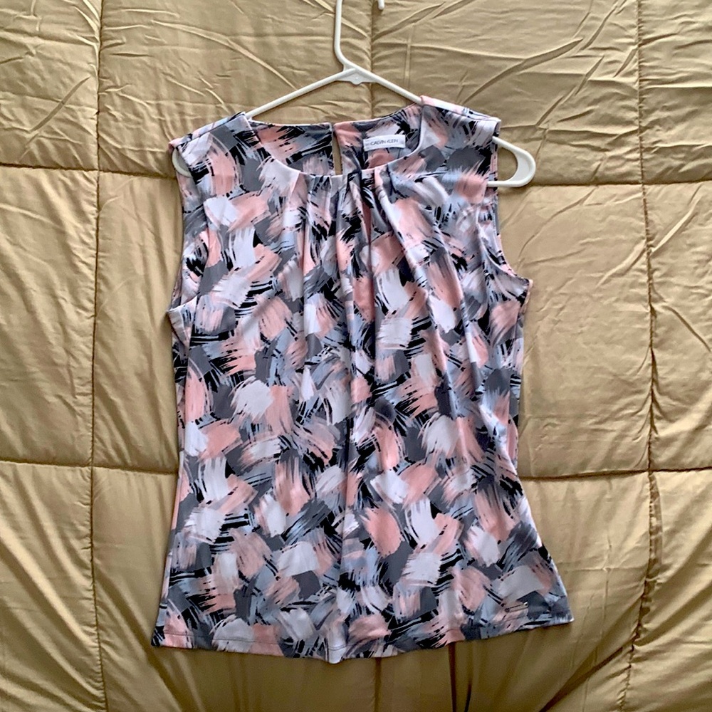 Sleeveless blouse